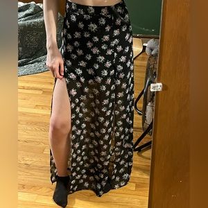 Black flower slit skirt/ S